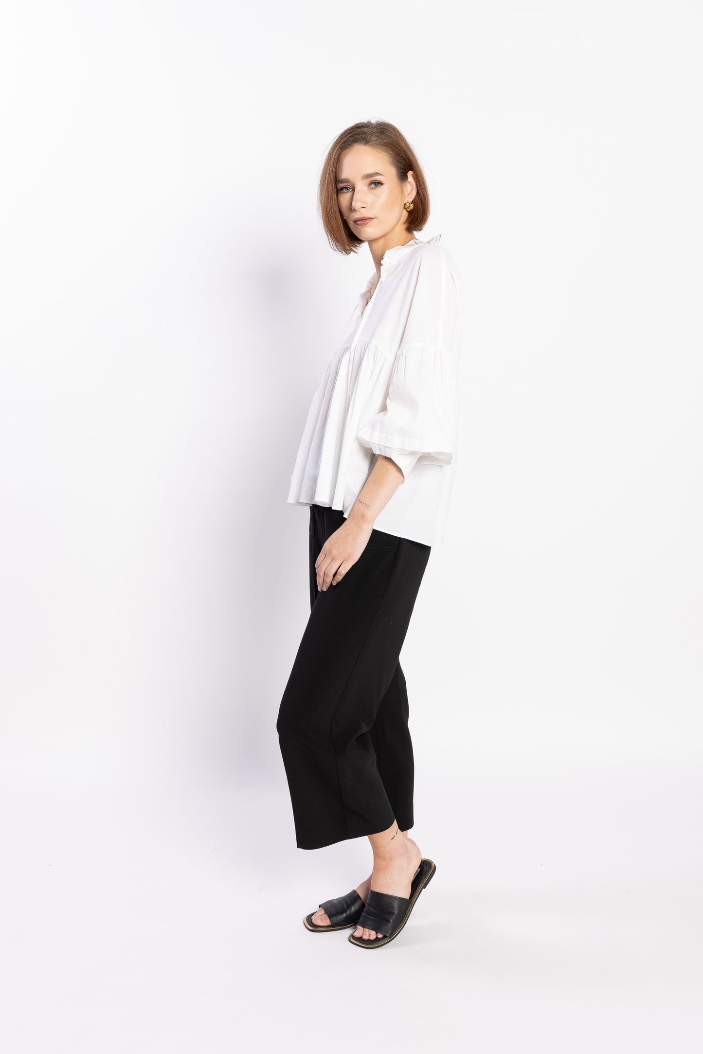 1232L - BEVERLY BLOUSE - IVORY