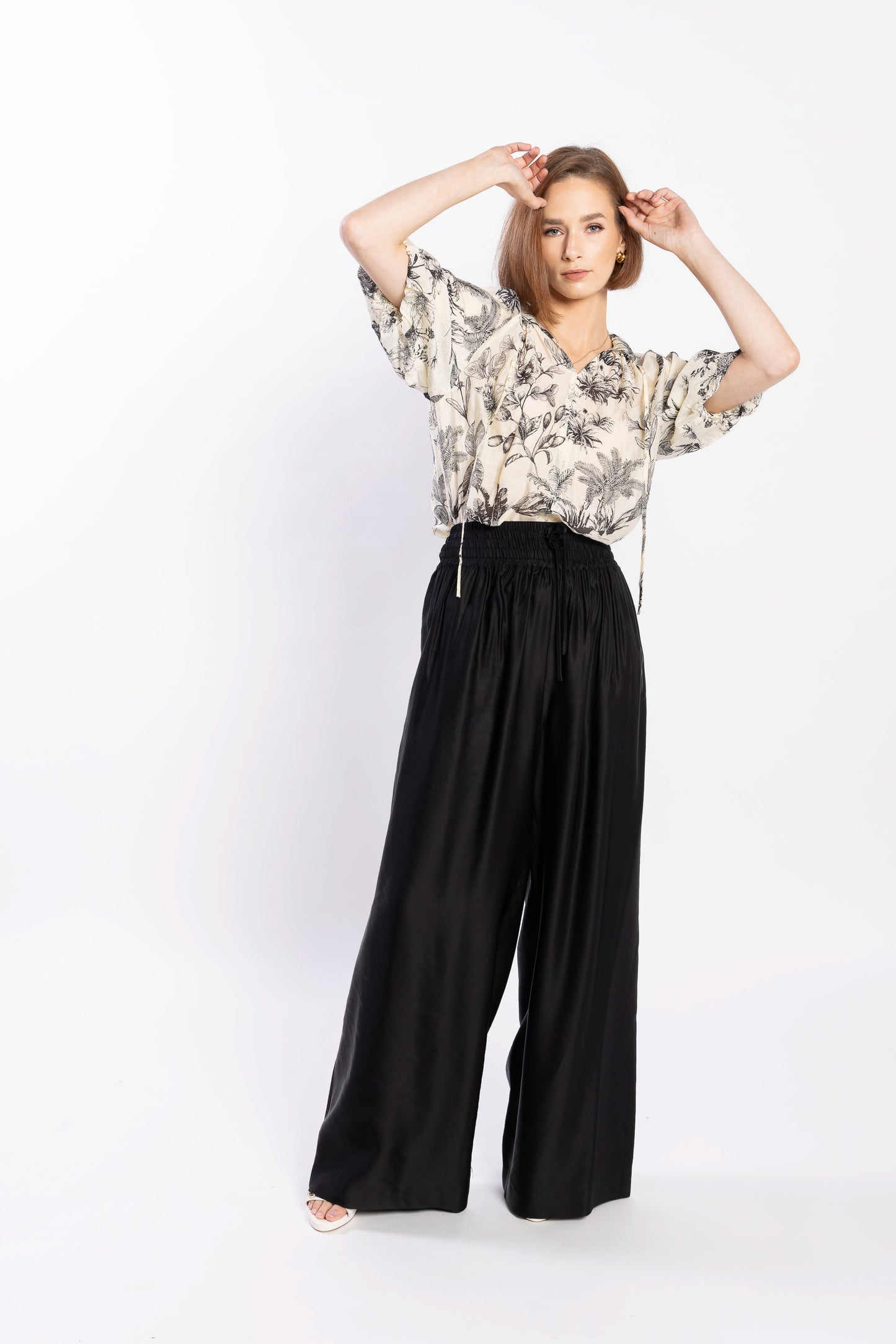 1238L - Shaye Blouse - Tahiti Print