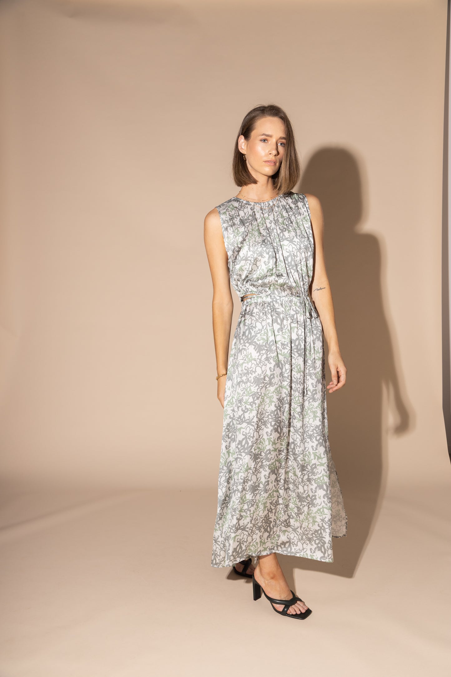 2161L - STATE DRESS -LIQUID