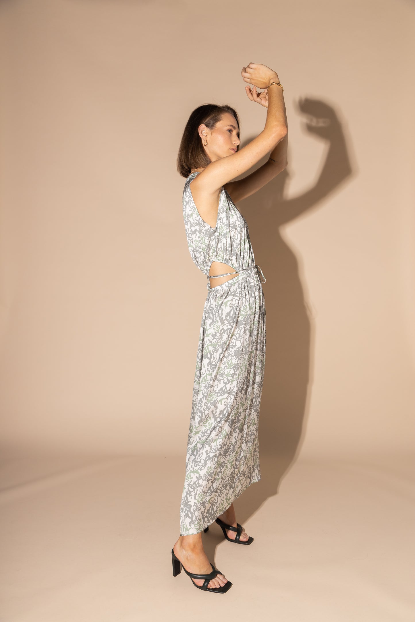 2161L - STATE DRESS -LIQUID
