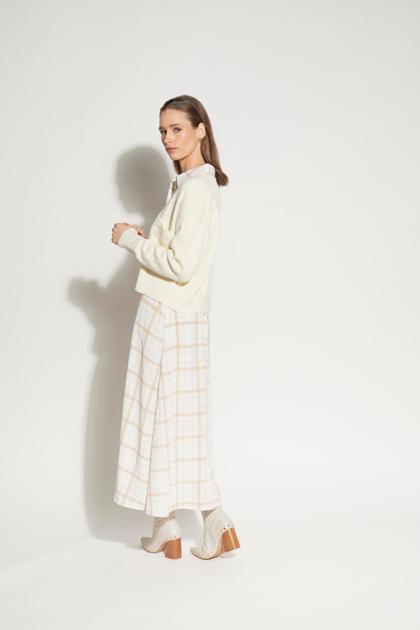 3064L - Vespa Cardi - Winter White