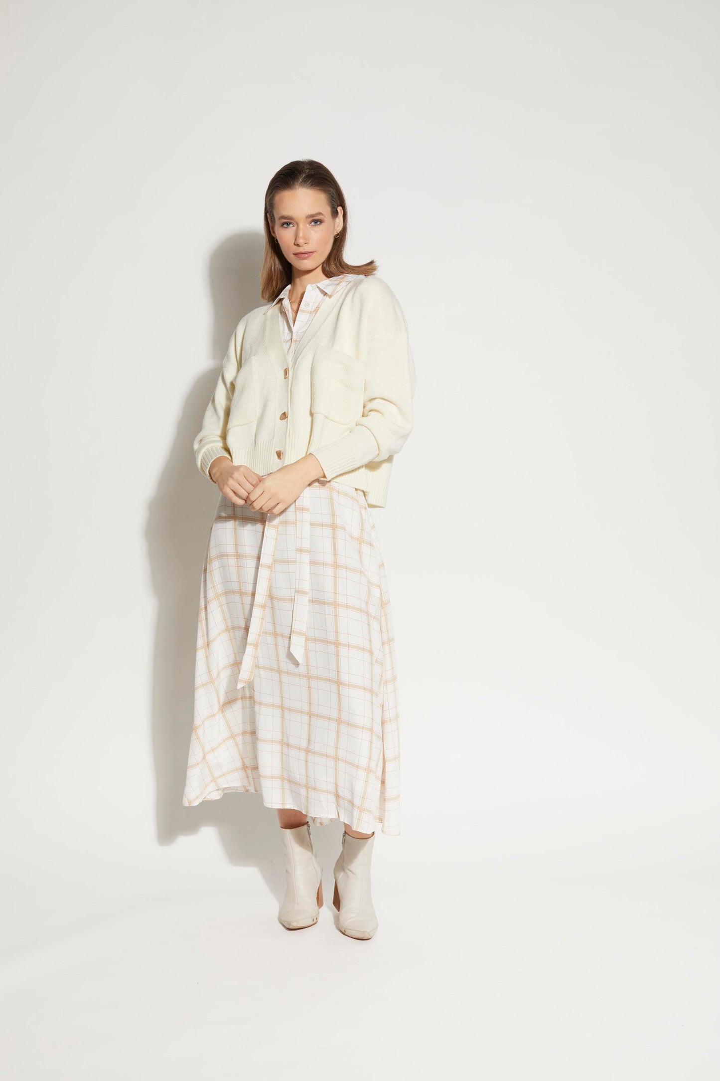 3064L - Vespa Cardi - Winter White