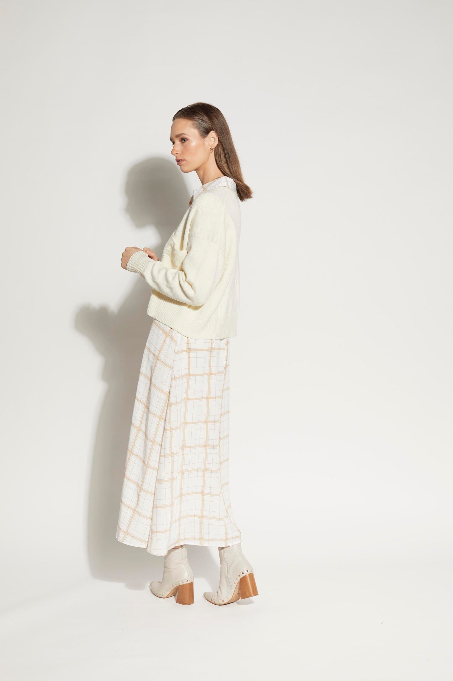 3064L - Vespa Cardi - Winter White