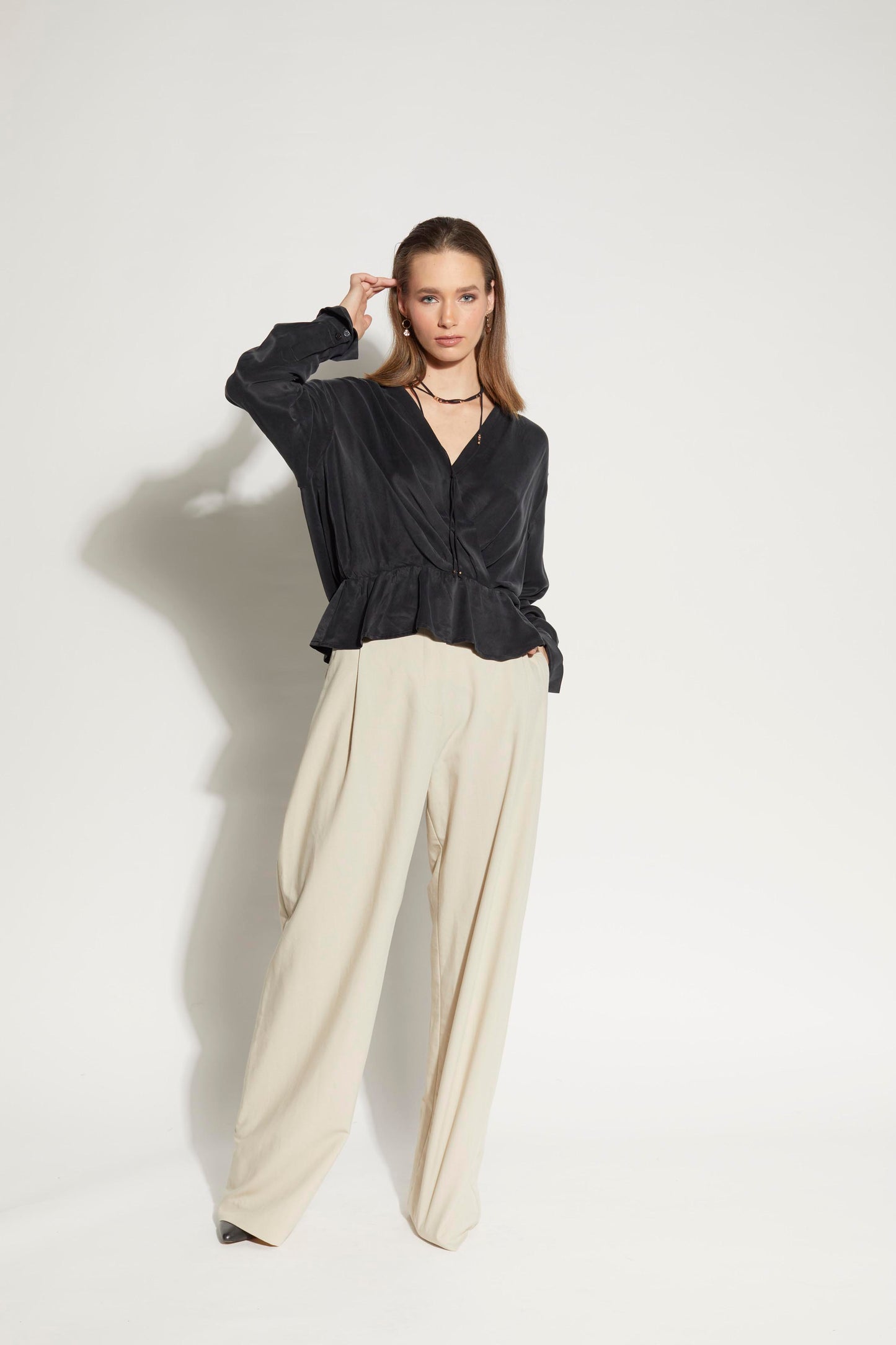 8031L - Hart Shirt - Iron Sand