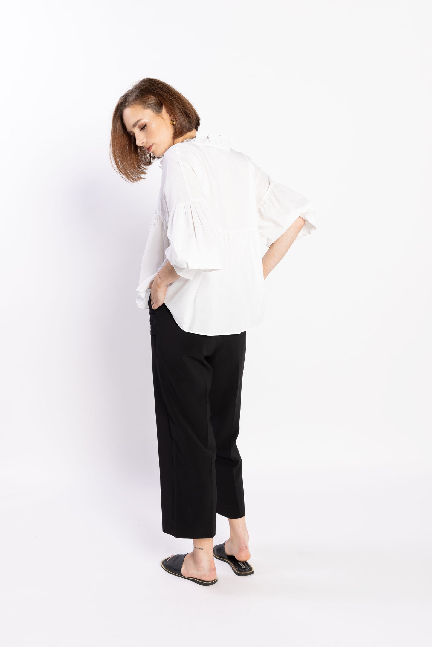 1232L - BEVERLY BLOUSE - IVORY