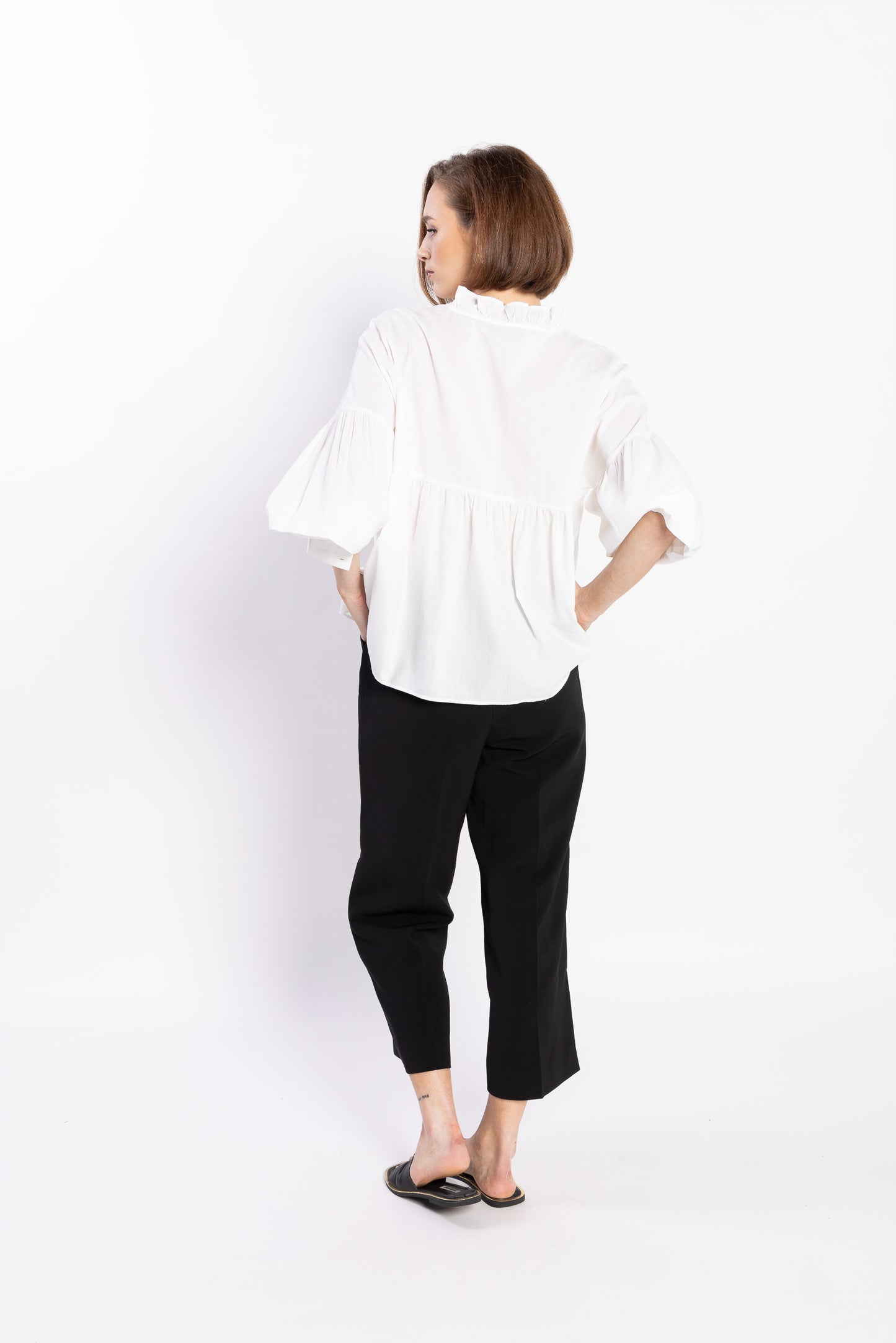 1232L - BEVERLY BLOUSE - IVORY