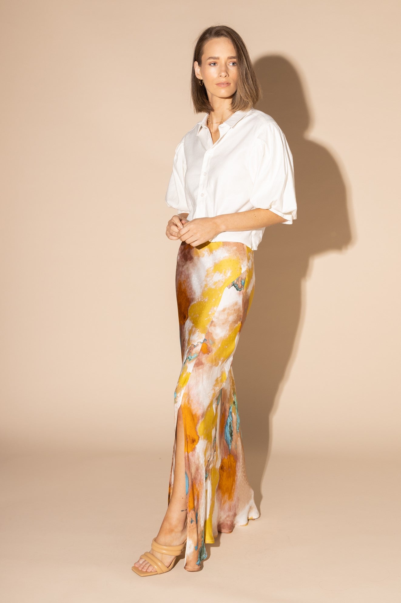 6047L - SILKEN SKIRT - WATER COLOUR